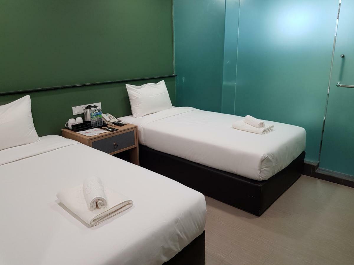 Bloommaze Boutique Hotel Кланг Экстерьер фото