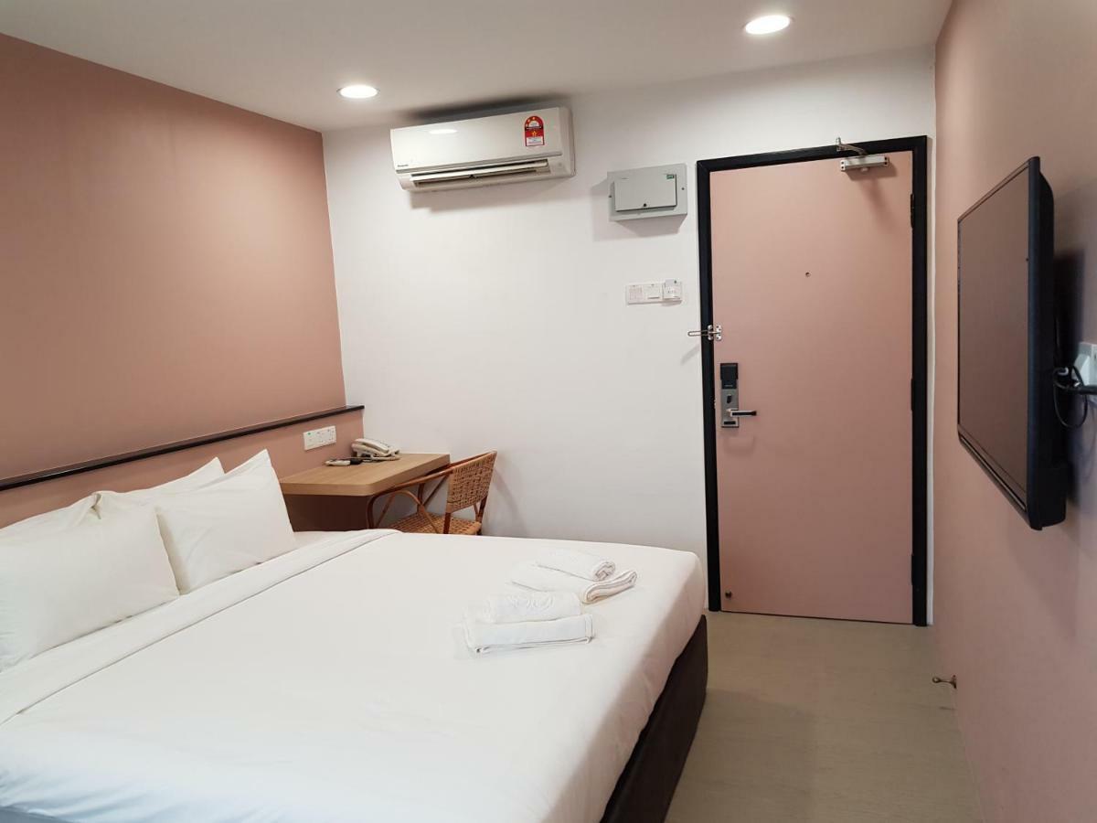 Bloommaze Boutique Hotel Кланг Экстерьер фото